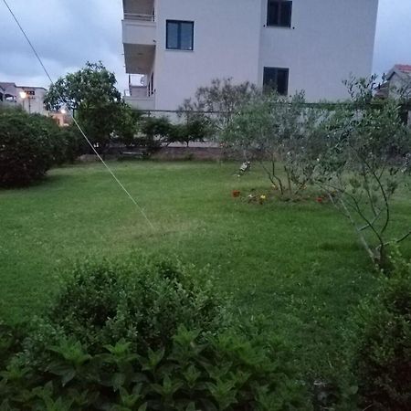 Apartment Anka Марина Екстериор снимка
