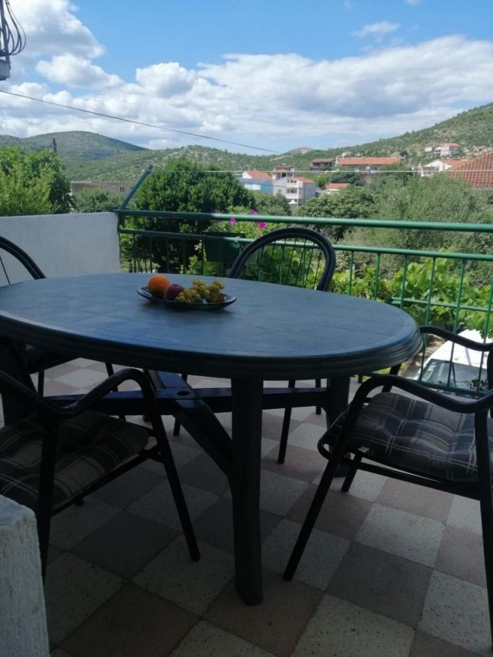 Apartment Anka Марина Екстериор снимка