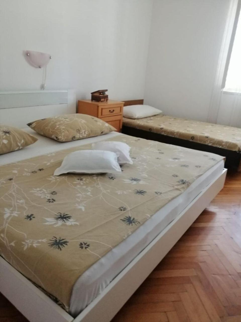 Apartment Anka Марина Екстериор снимка