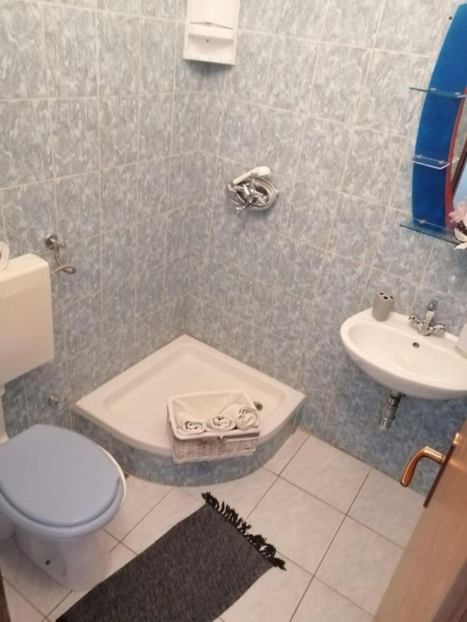 Apartment Anka Марина Екстериор снимка